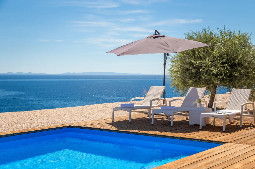 Private Island Villa with Pool in Pag