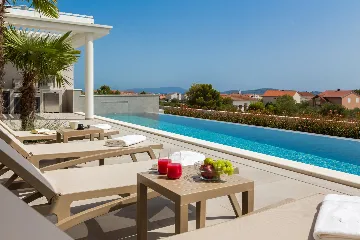 Modern Five-Bedroom Villa Retreat in Vodice