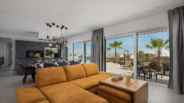 Modern Five-Bedroom Villa Retreat in Vodice