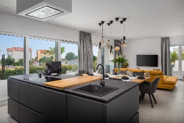 Modern Five-Bedroom Villa Retreat in Vodice