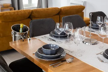 Modern Five-Bedroom Villa Retreat in Vodice