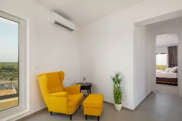 Modern Five-Bedroom Villa Retreat in Vodice