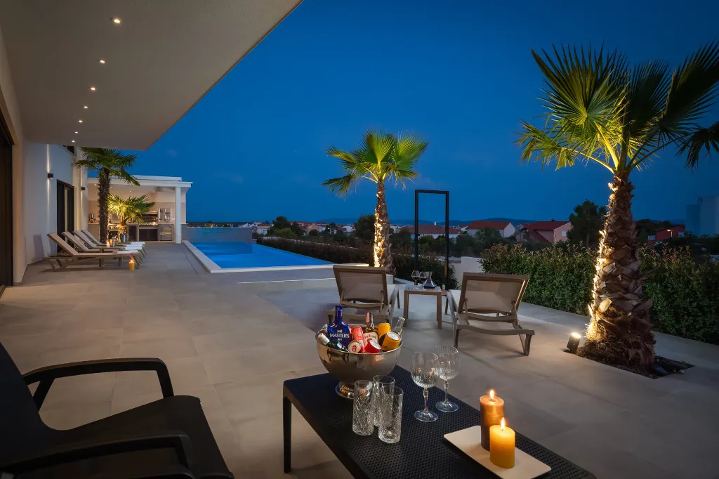 Modern Five-Bedroom Villa Retreat in Vodice