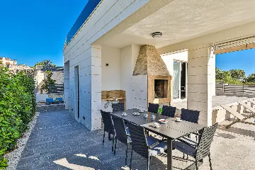 Contemporary Villa Retreat with Pool, Rogoznica