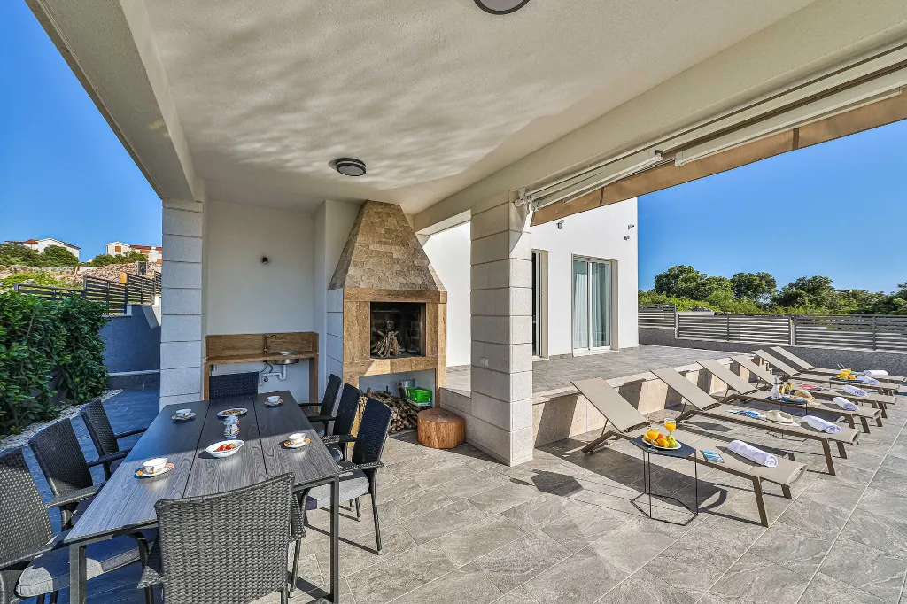 Contemporary Villa Retreat with Pool, Rogoznica