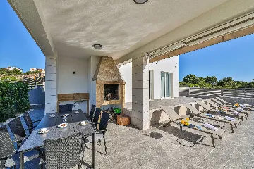 Contemporary Villa Retreat with Pool, Rogoznica