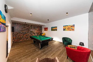 Contemporary Villa Retreat with Pool, Rogoznica