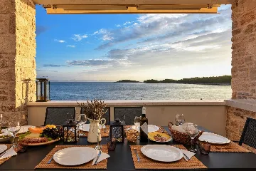 Spacious Sea View Villa with Pool Ždrelac