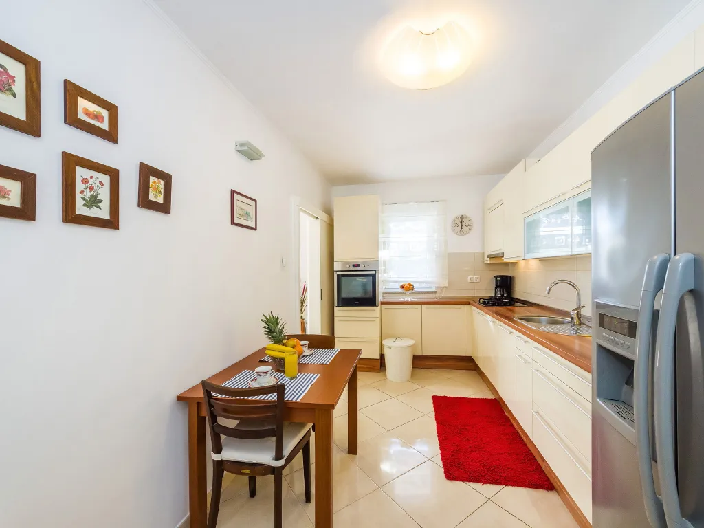 Spacious Villa with Heated Pool in Vodice