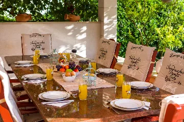 Spacious Villa with Heated Pool in Vodice