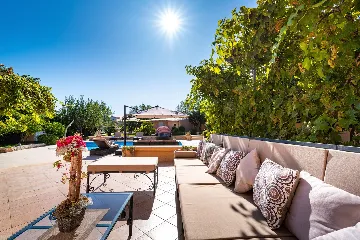 Spacious Villa with Heated Pool in Vodice