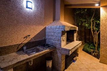 Spacious Villa with Heated Pool in Vodice