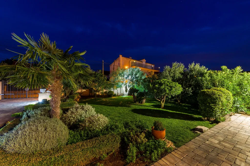 Spacious Villa with Heated Pool in Vodice