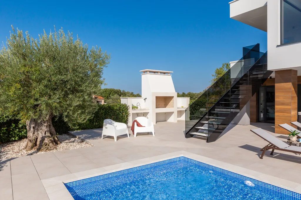 Spacious Family Villa with Pool in Vodnjan