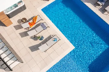 Spacious Family Villa with Pool in Vodnjan