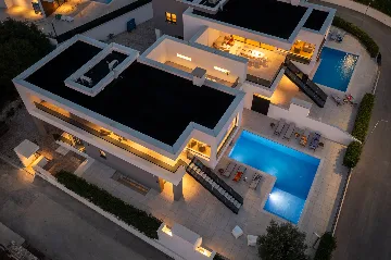 Spacious Family Villa with Pool in Vodnjan