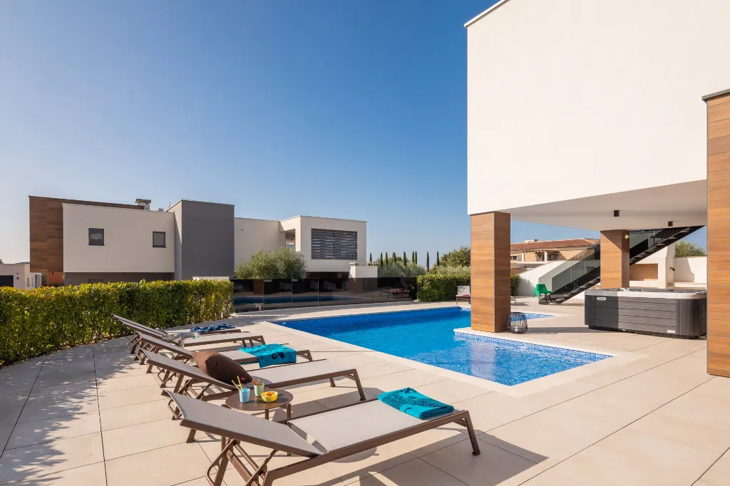 Spacious Modern Villa with Pool in Vodnjan