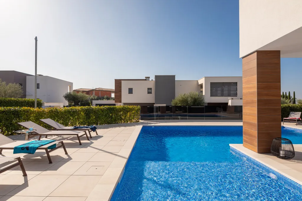 Spacious Modern Villa with Pool in Vodnjan