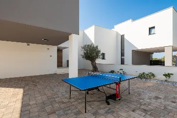 Spacious Modern Villa with Pool in Vodnjan