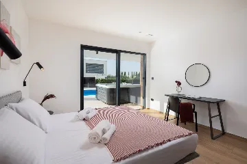 Spacious Modern Villa with Pool in Vodnjan