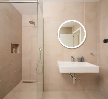 Spacious Modern Villa with Pool in Vodnjan