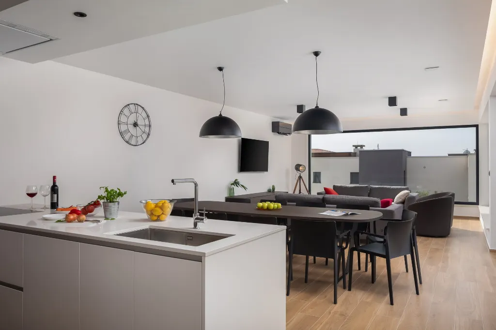 Spacious Modern Villa with Pool in Vodnjan