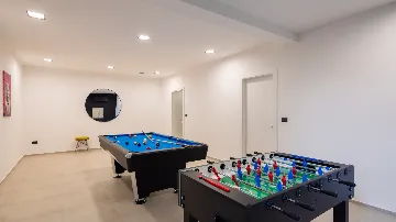 Spacious Modern Villa with Pool in Vodnjan