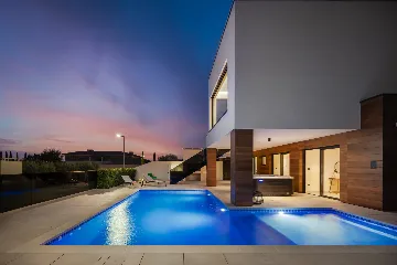 Spacious Modern Villa with Pool in Vodnjan