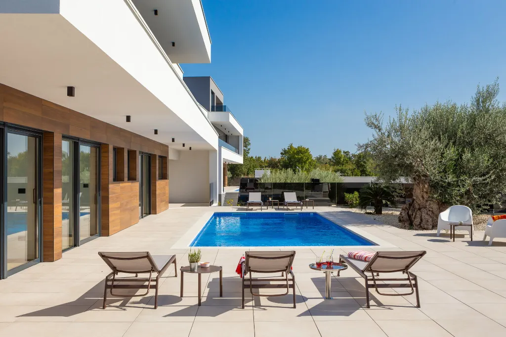 Spacious Family Villa with Pool in Vodnjan