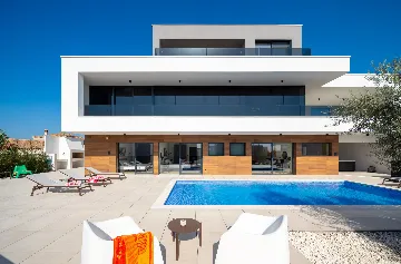 Spacious Family Villa with Pool in Vodnjan