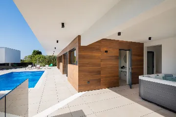 Spacious Family Villa with Pool in Vodnjan