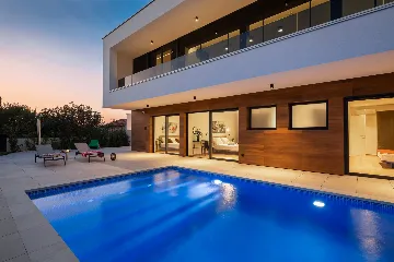 Spacious Family Villa with Pool in Vodnjan