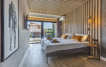 Contemporary 4-Bedroom Villa with Pool in Medulin