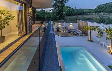 Contemporary 4-Bedroom Villa with Pool in Medulin