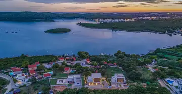 Contemporary 4-Bedroom Villa with Pool in Medulin