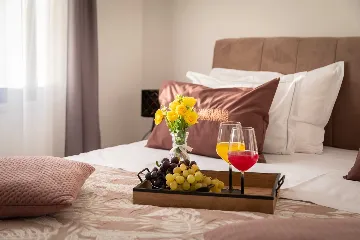 Modern Villa with Heated Pool in Kaštel Kambelovac