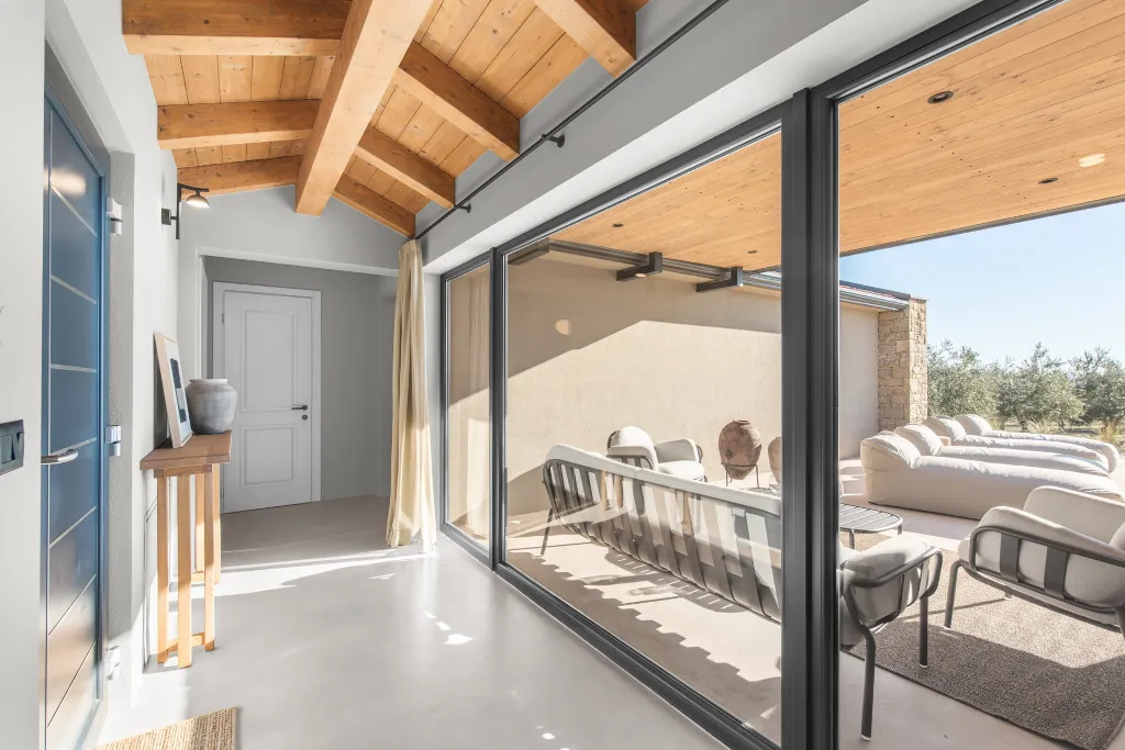Hillside Retreat Villa with Pool, Groznjan