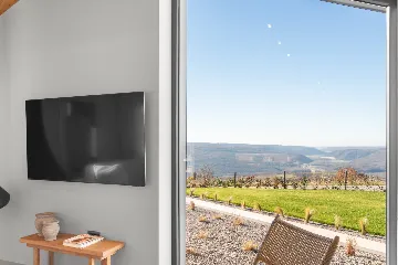 Hillside Retreat Villa with Pool, Groznjan