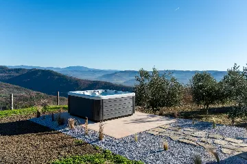 Hillside Retreat Villa with Pool, Groznjan