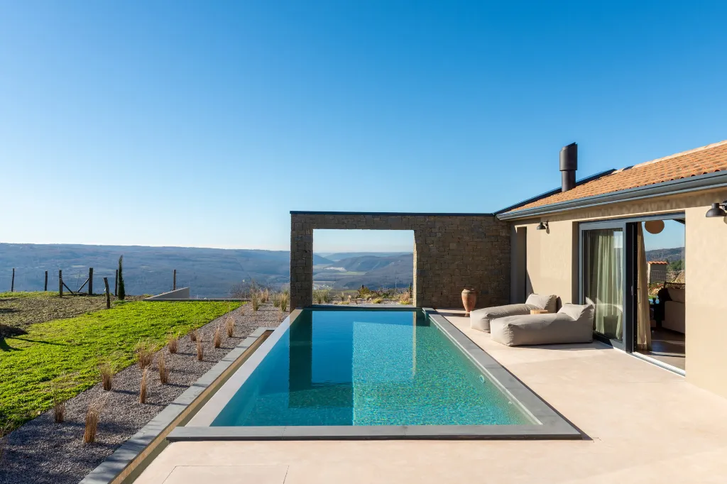 Hillside Retreat Villa with Pool, Groznjan