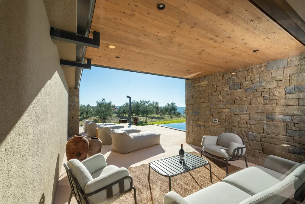 Hillside Retreat Villa with Pool, Groznjan