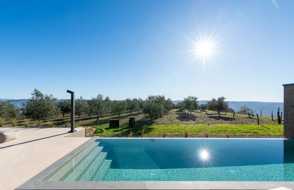 Hillside Retreat Villa with Pool, Groznjan
