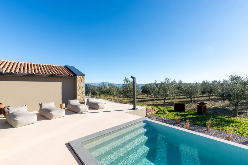 Hillside Retreat Villa with Pool, Groznjan