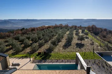 Hillside Retreat Villa with Pool, Groznjan