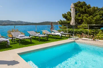 Seaside Villa with Pool in Šibenik