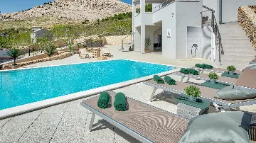 Spacious Pool Villa Retreat in Novalja