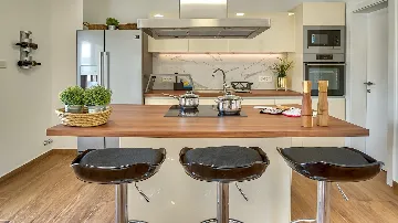 Spacious Pool Villa Retreat in Novalja