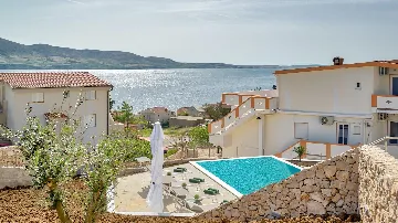 Spacious Pool Villa Retreat in Novalja
