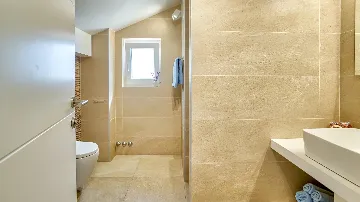 Spacious Pool Villa Retreat in Novalja