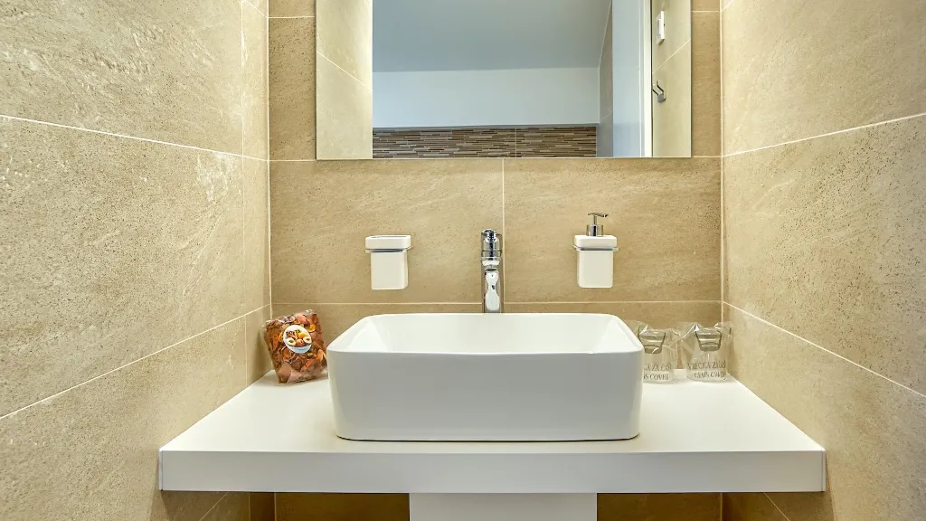 Spacious Pool Villa Retreat in Novalja